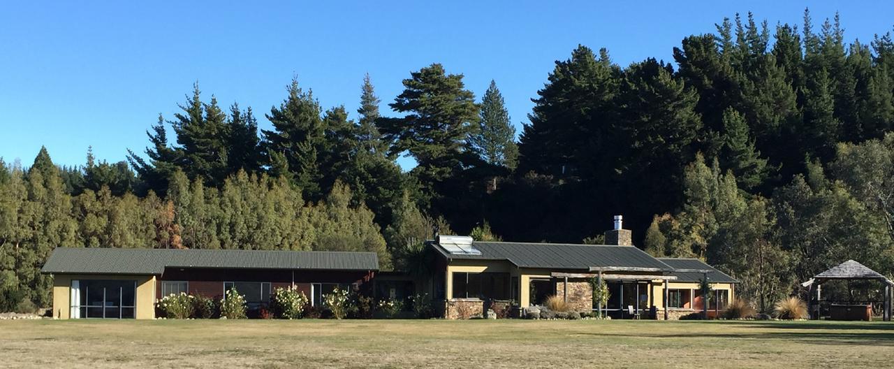 Mt Maude Country Lodge Lago Hawea Exterior foto